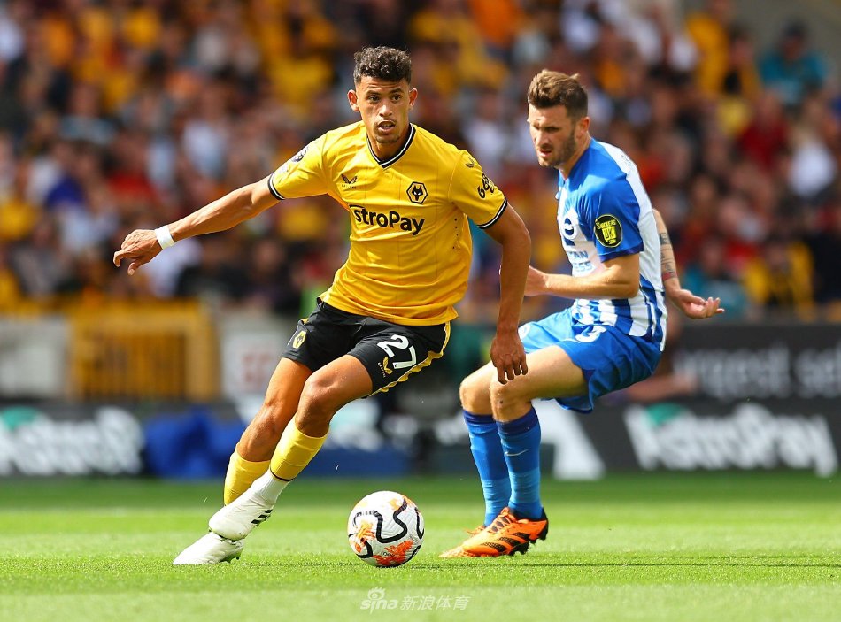 发起猛攻 发起猛攻