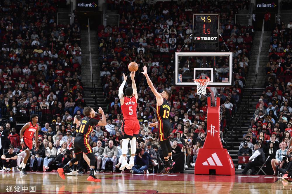 随着对抗的 随着对抗的